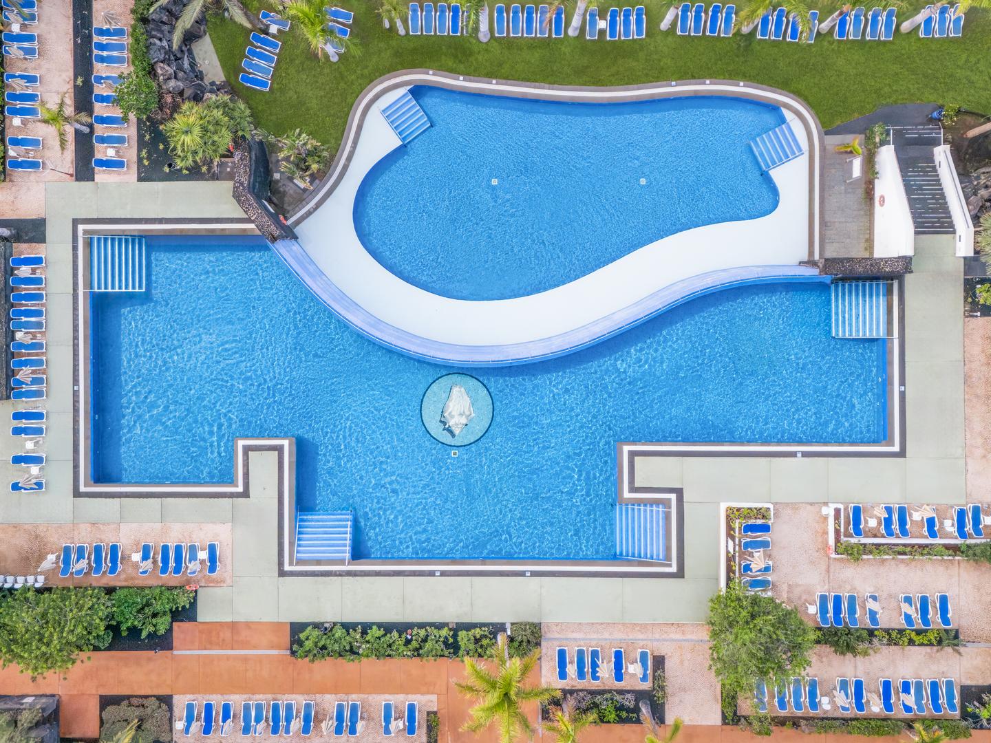Drohnenbild Pool