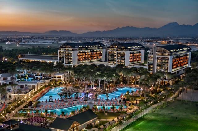 Side oder Antalya? | DERTOUR