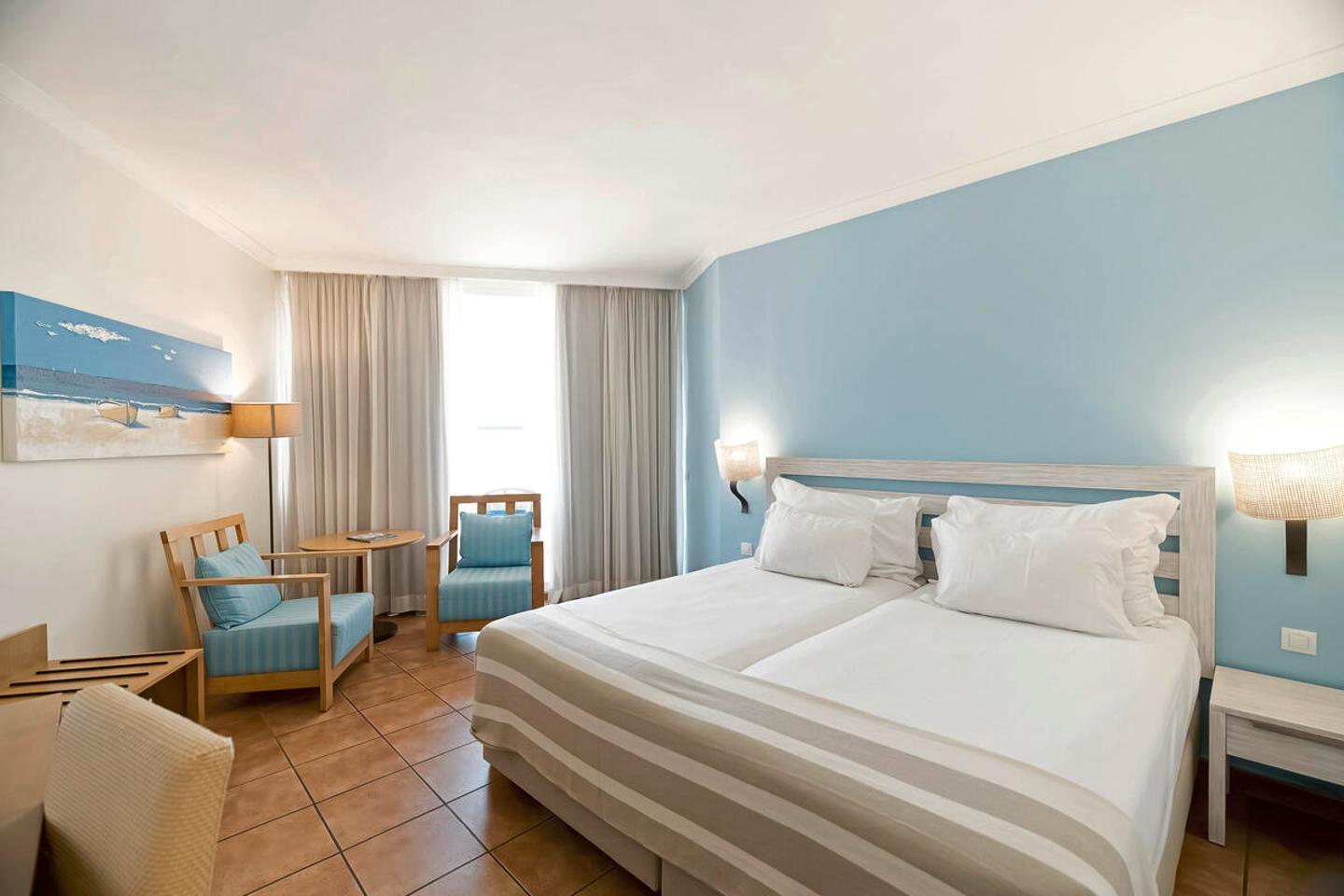 Wohnbeispiel Doppelzimmer Deluxe seitl. Meerblick