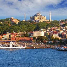 istanbul-hagia-sophia-sultan-ahmad-moschee-t-161855331.jpg