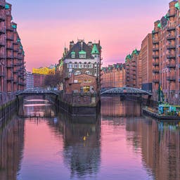 speicherstadt-hamburg-g-1210771771.jpg