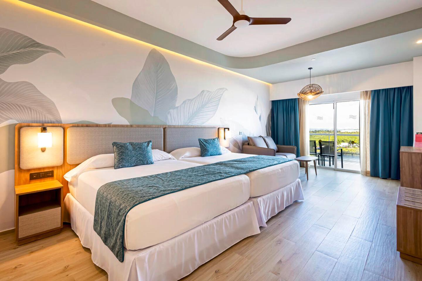 Wohnbeispiel Double Standard Lateral Sea View