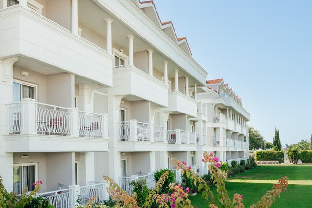Blick von außen auf das Trendy Aspendos Beach