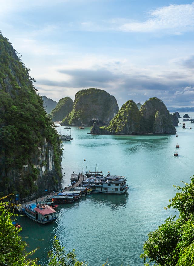 Lan Ha und Halong Bucht Blick auf die Halon-Bucht in Vietnam