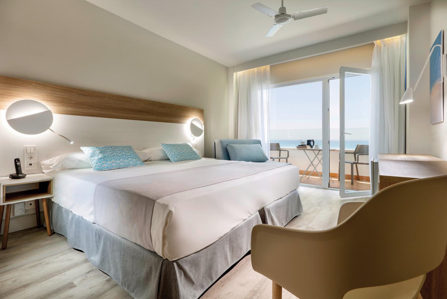 Wohnbeispiel Doppelzimmer Deluxe Meerblick