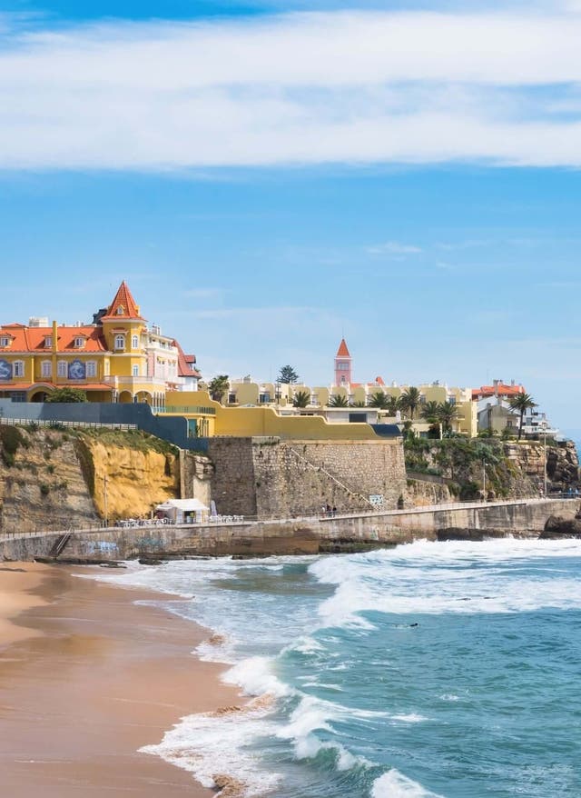 Städte am Meer Die Küste von Estoril in Portugal