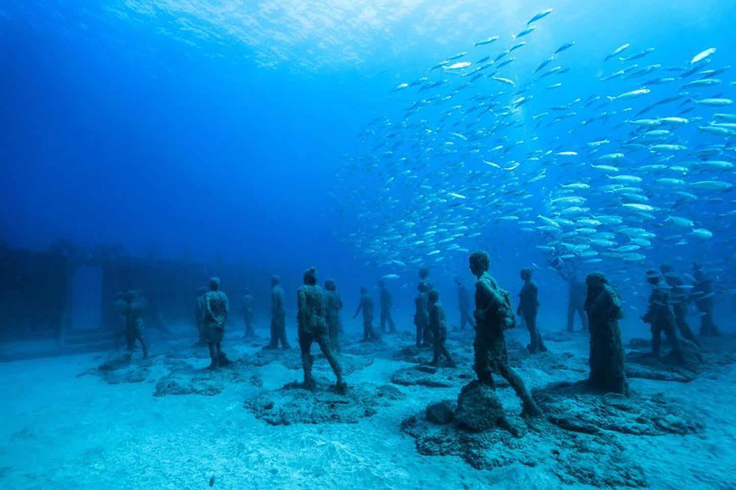 Unterwasser-Wanderung von Menschen – Jason deCaires Taylor