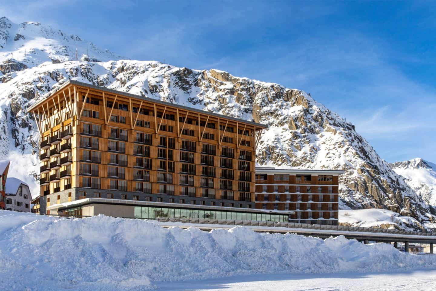 Radisson Blu Hotel Reussen inmitten der Berge