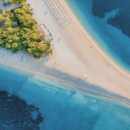 kroatien-dalmatien-brac-luftaufnahme_Strand_Zlatni-g-1467985834.jpg