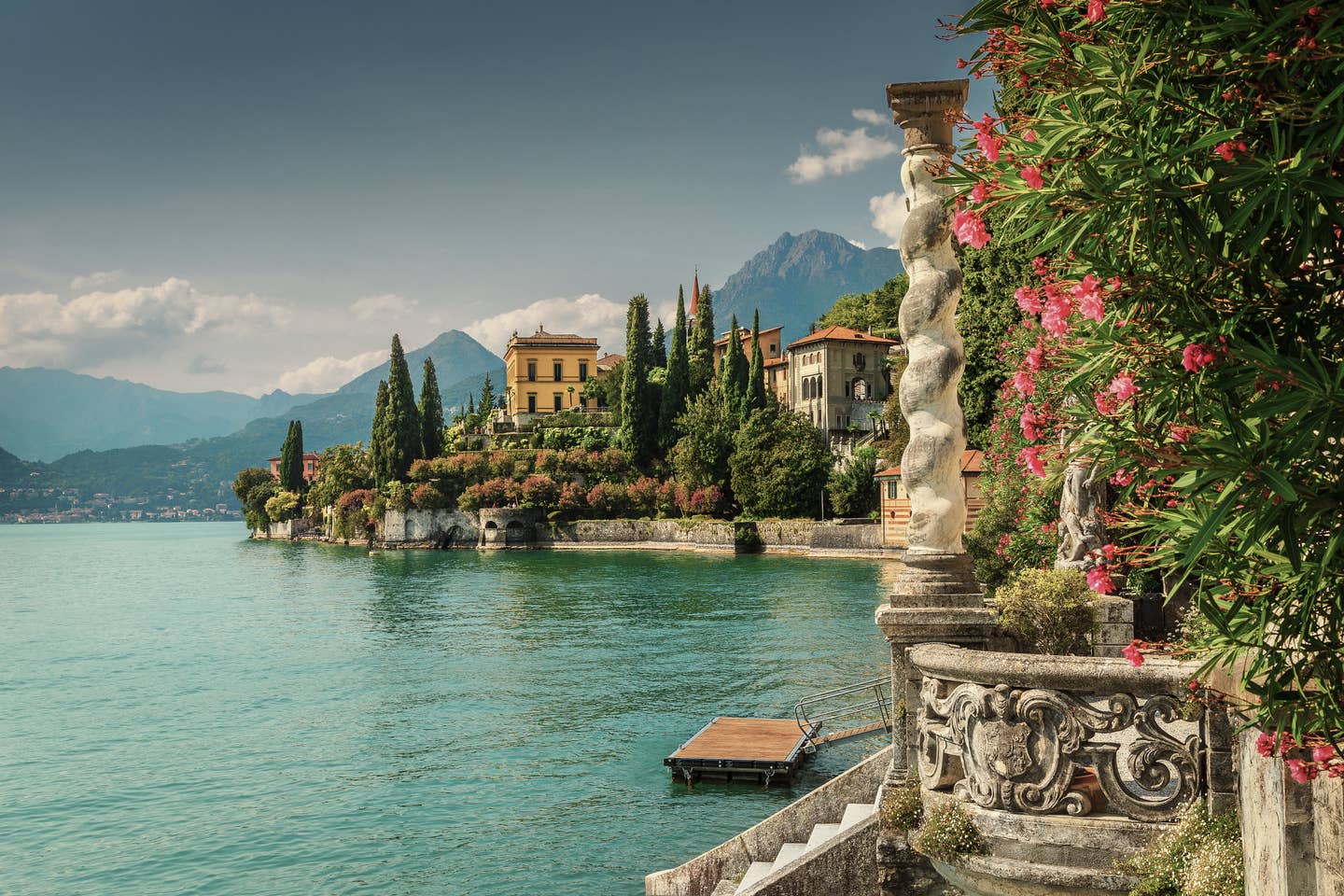 Comer See Urlaub mit DERTOUR. Villa Monastero in Varenna am Comer See