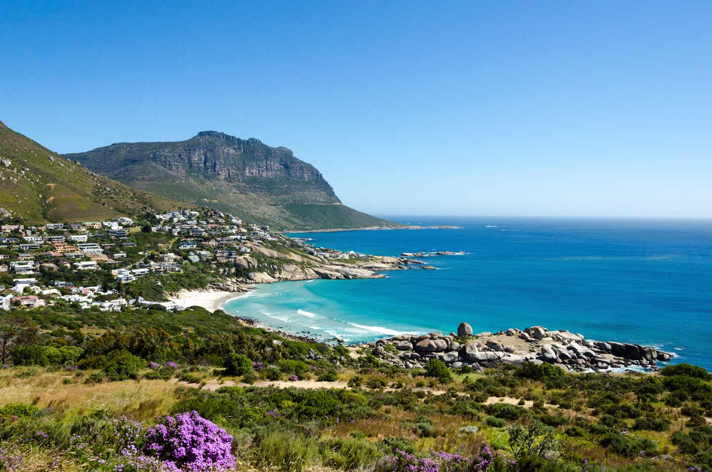 Mitarbeiter-Tipp Südafrika. Küste von Camps Bay.