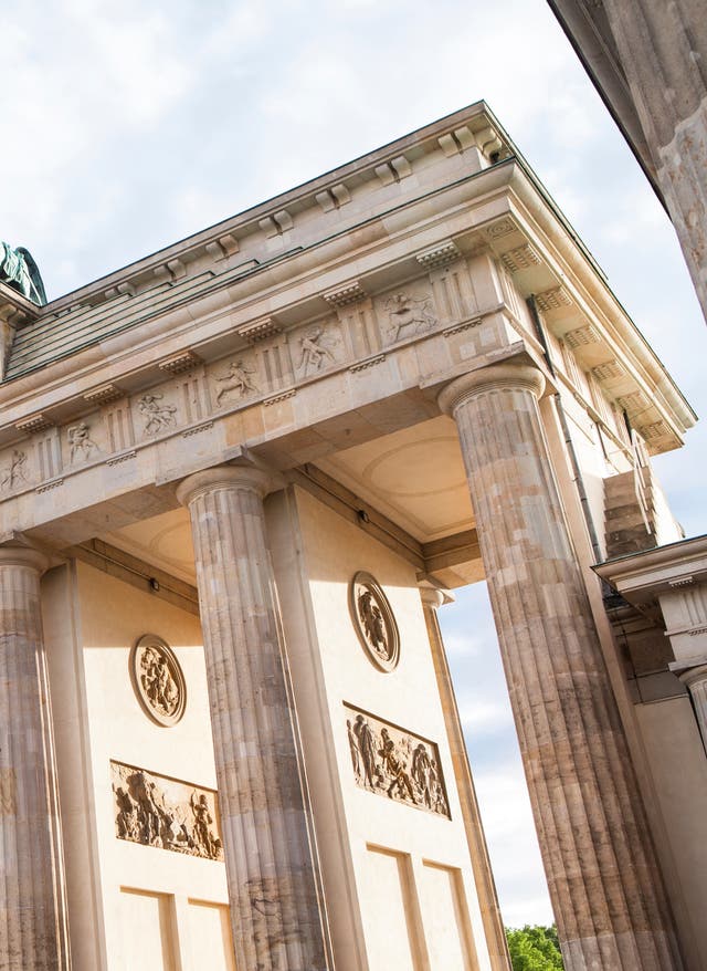 Hotel in Berlin buchen Reisekalender April - Urlaub in Berlin