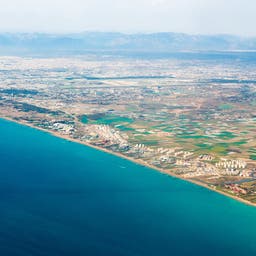 tuerkei-antalya-lara-blick-auf-die-kueste-g-516552152.jpg.png