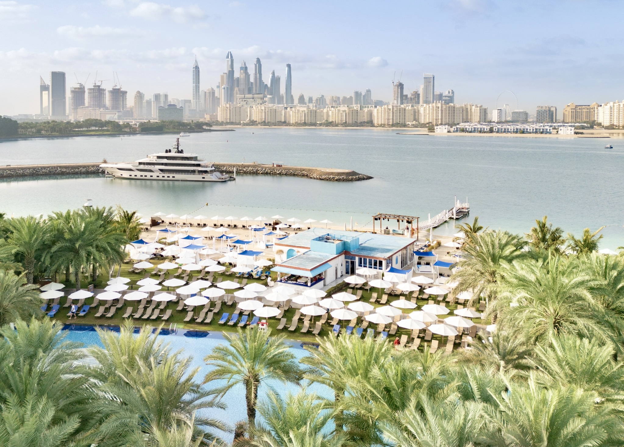 vae-dubai-palmjumeirah-rixos-the-palm-240863-drone-c10-ae-1DJI_0035-2.jpg