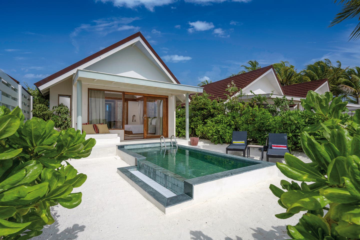 Wohnbeispiel SunNest Beach Pool Villa