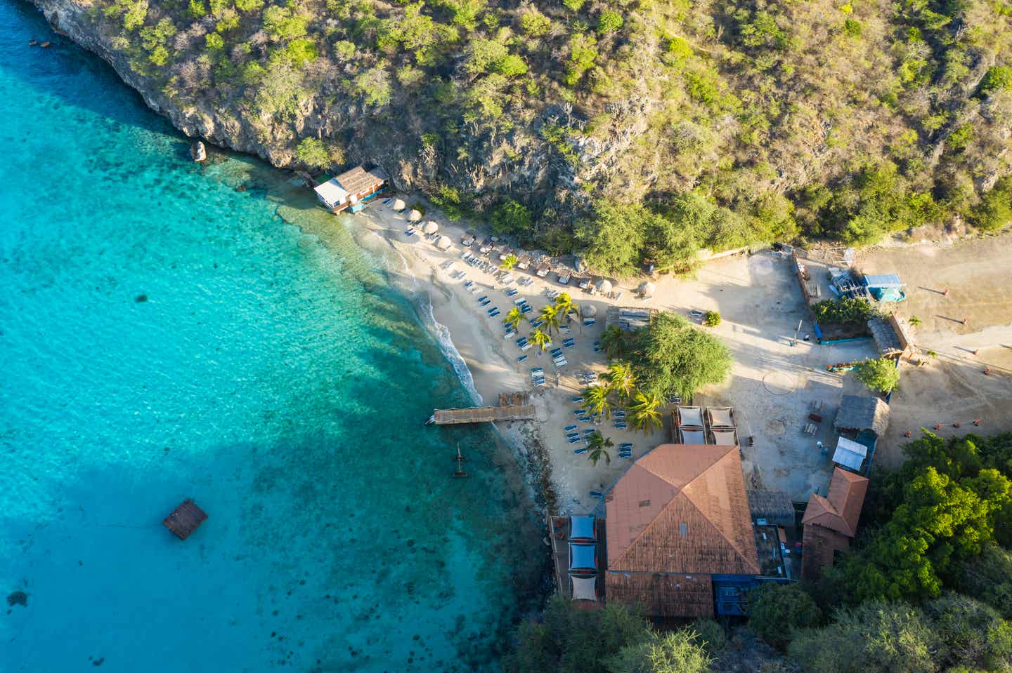 Luftaufnahme vom Strand auf Curacao