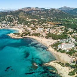 spanien-mallorca-paguera-aerial-g-1224208032.jpg