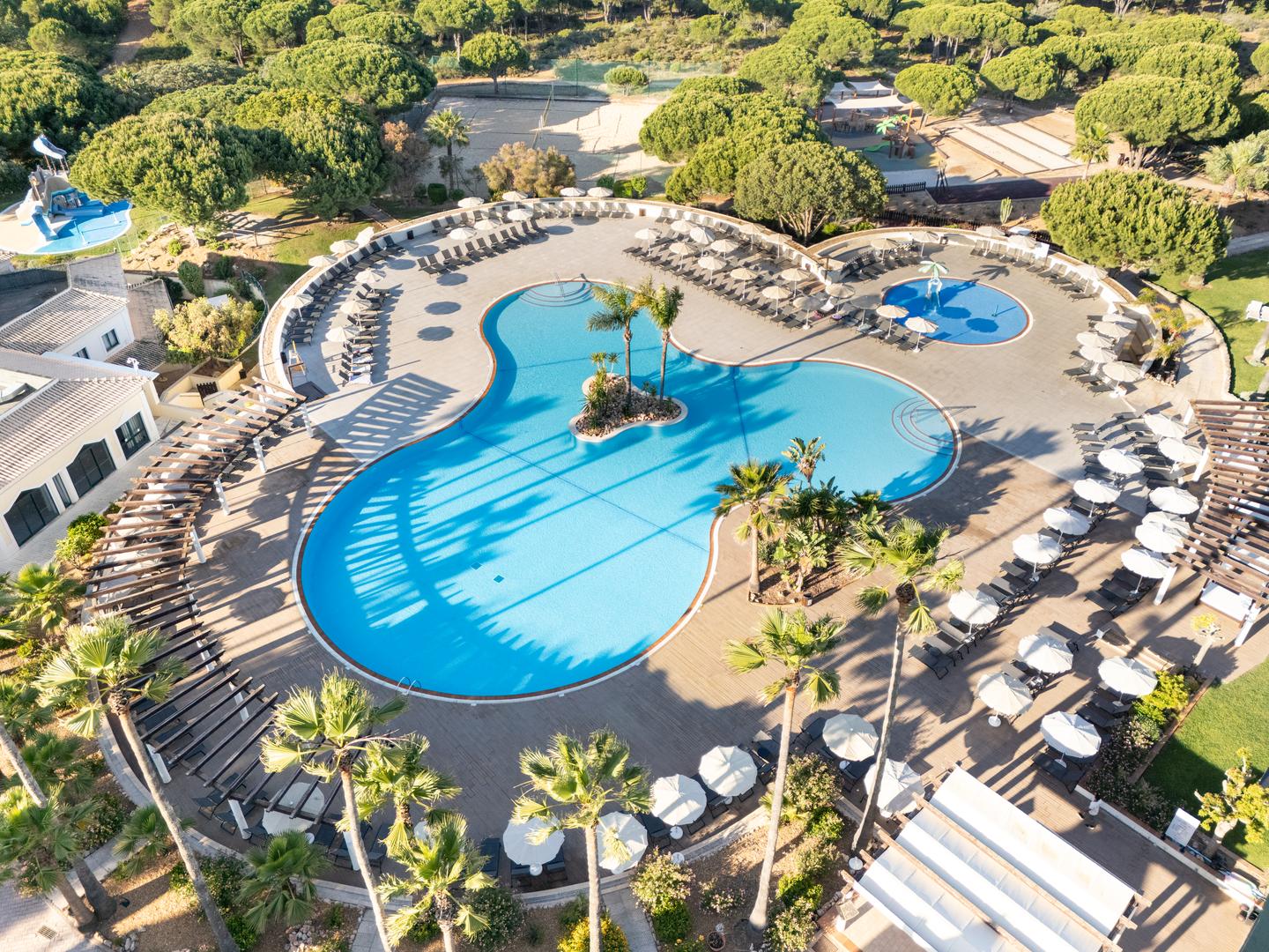Luftbild Pool