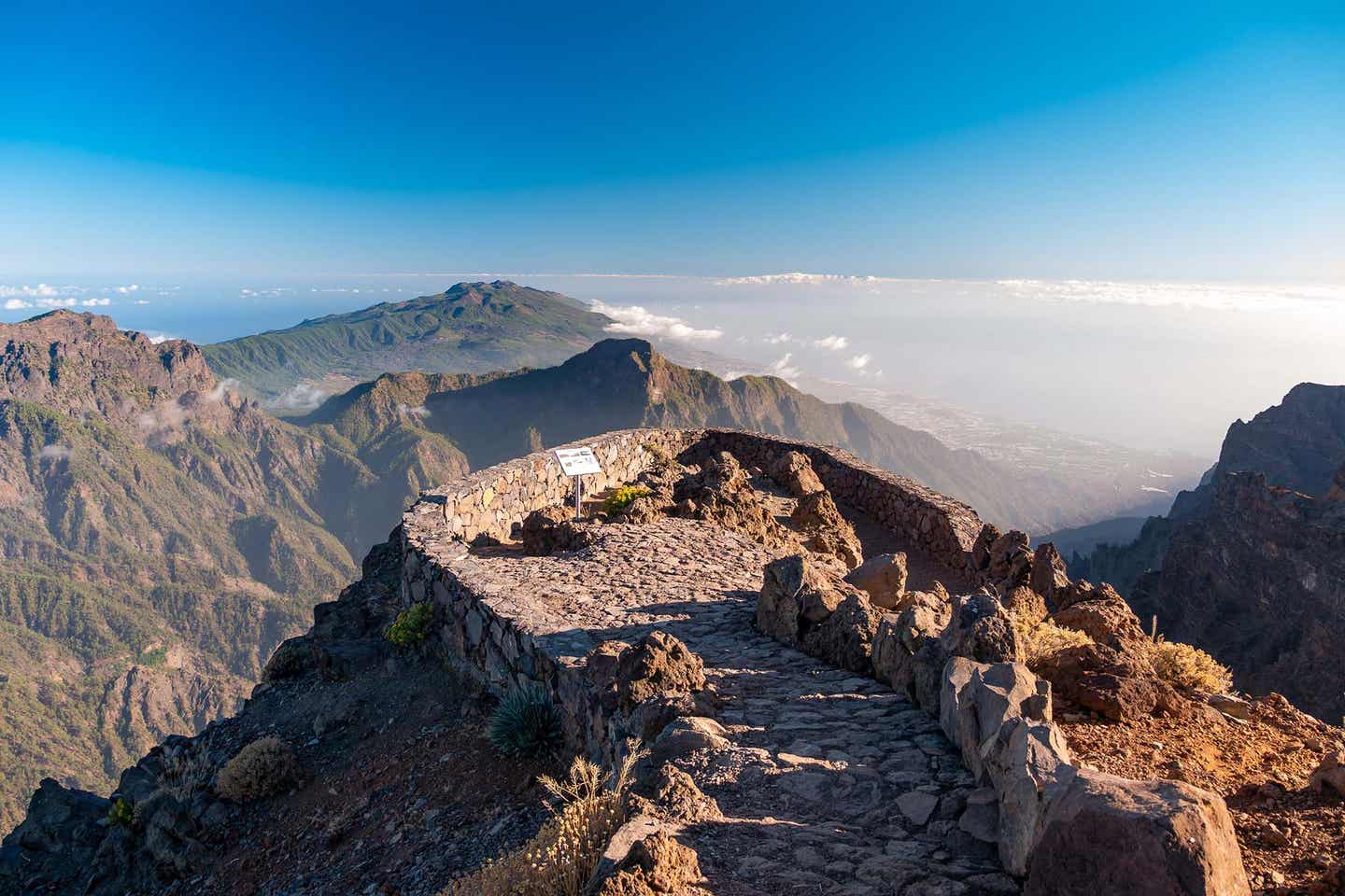 La Palma caldera de taburiente national park roque de los muchachos
