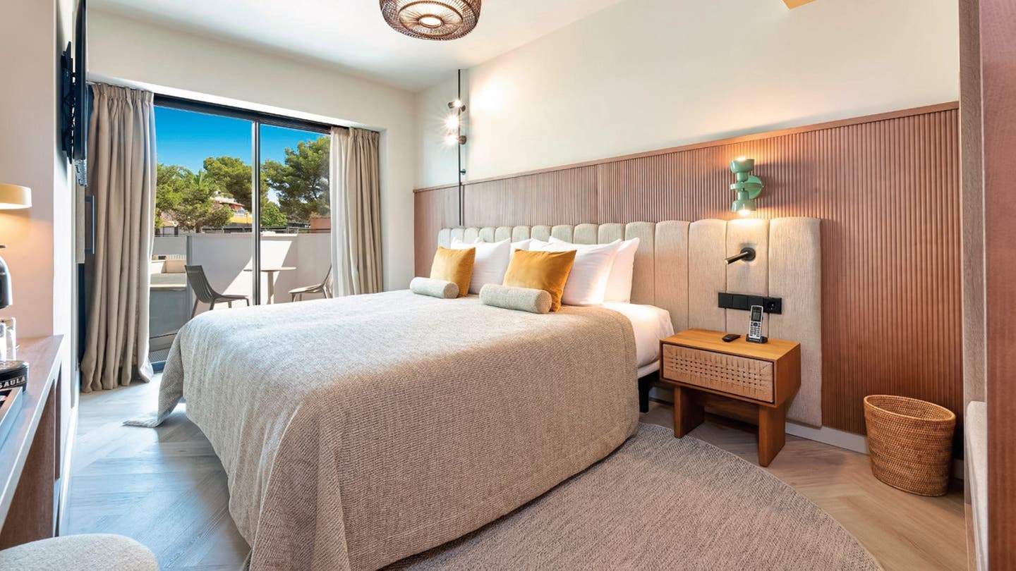 Wohnbeispiel Doppelzimmer Poolblick