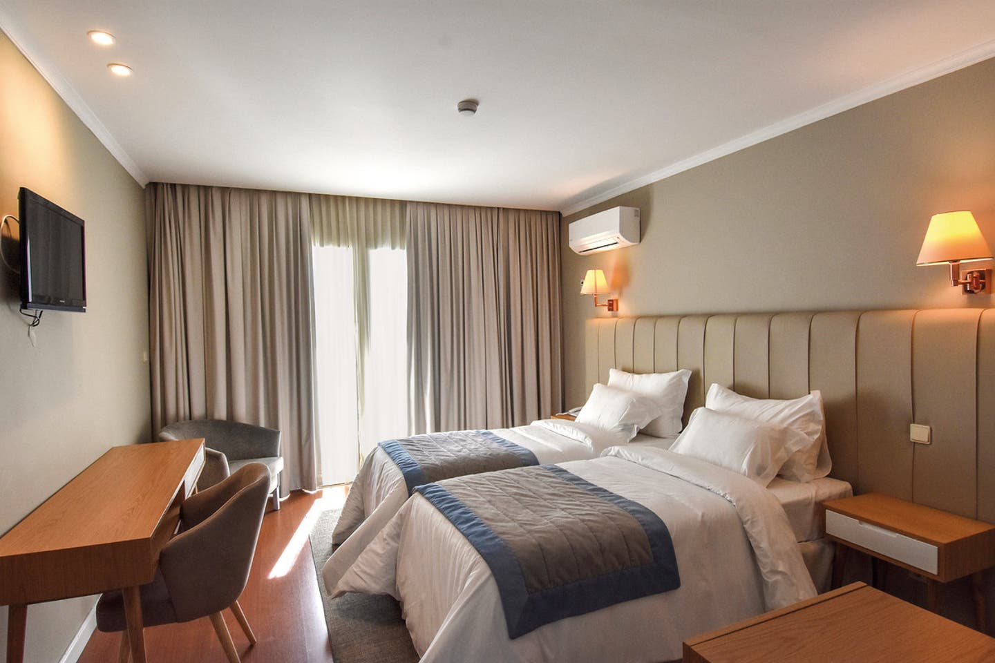 Wohnbeispiel Doppelzimmer Poolblick