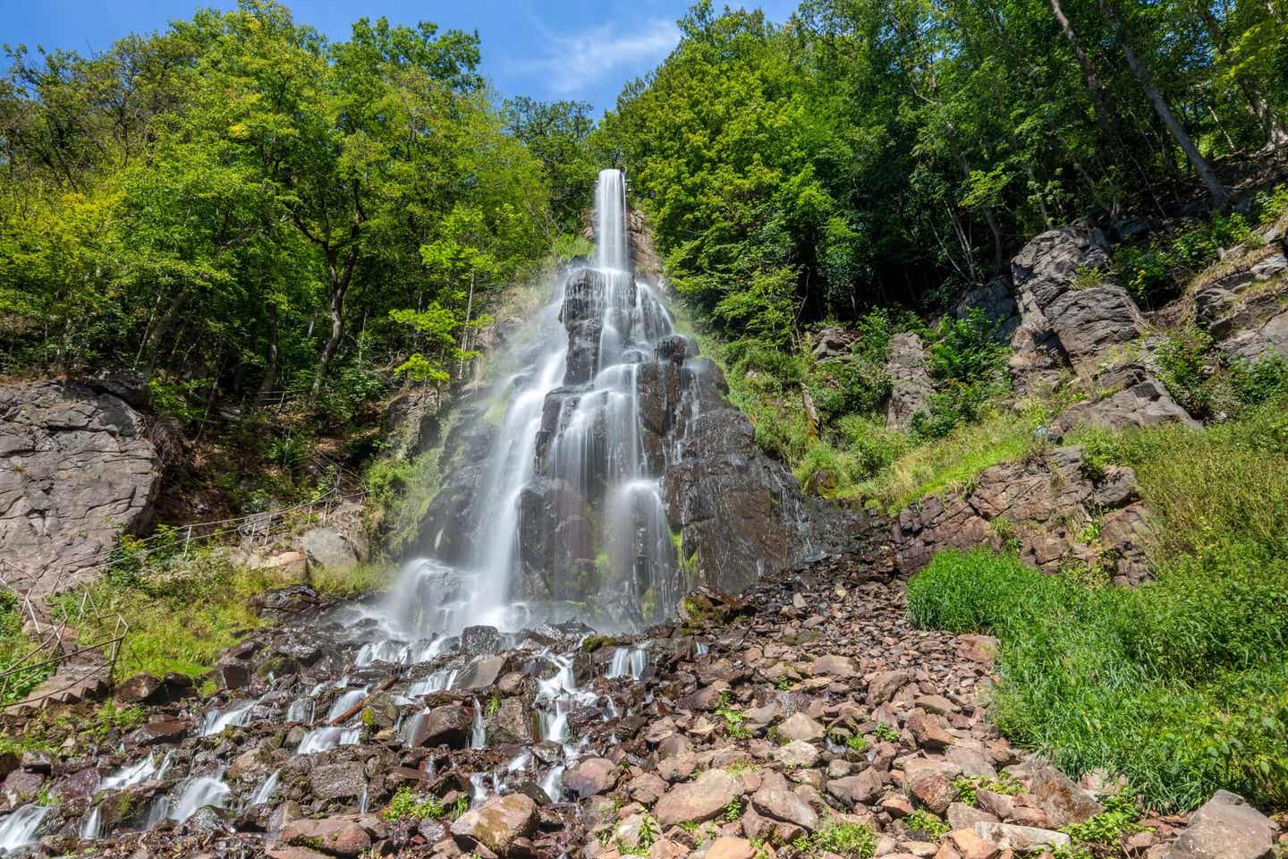 Beeindruckender Fotospot in Deutschland: Trusetaler Wasserfall