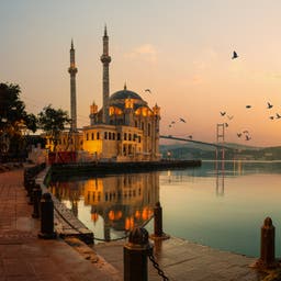 tuerkei-istanbul-ortakoy-moschee-bosporus-bruecke-g-1366437278.jpg.png