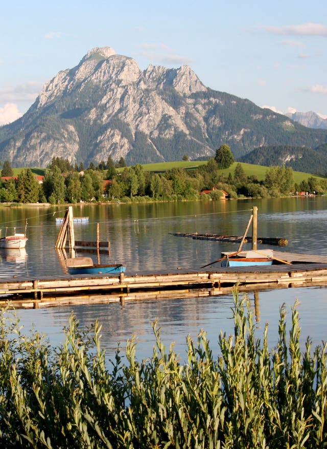 Zu den Angeboten Hotel im Allgäu mit Bahn - Blick auf den Hopfensee