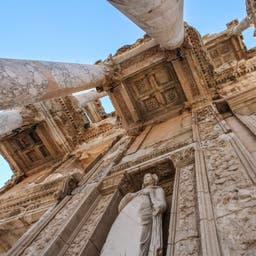 tuerkei-kusadasi-ephesus-bibliothek-des-celsus-g-1070400036.jpg