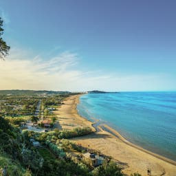 italien-adria-apulien-halbinsel-gargano-viezze-g-956801636.jpg