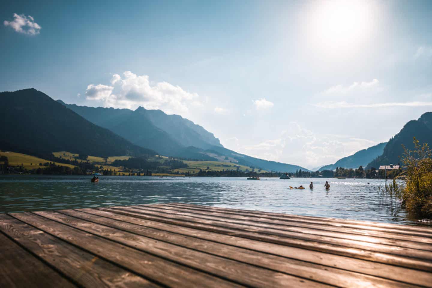 Zahlreiche traumhafte Seen in Österreich laden zum Baden und Entspannen ein