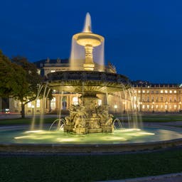 stuttgart-nacht-t-522694745.jpg