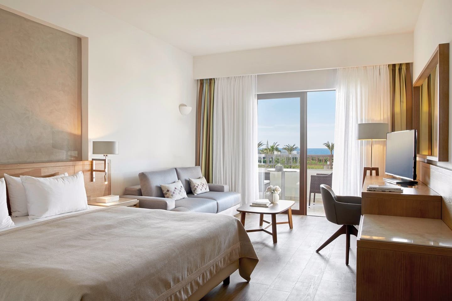 Wohnbeispiel Doppelzimmer Poolblick