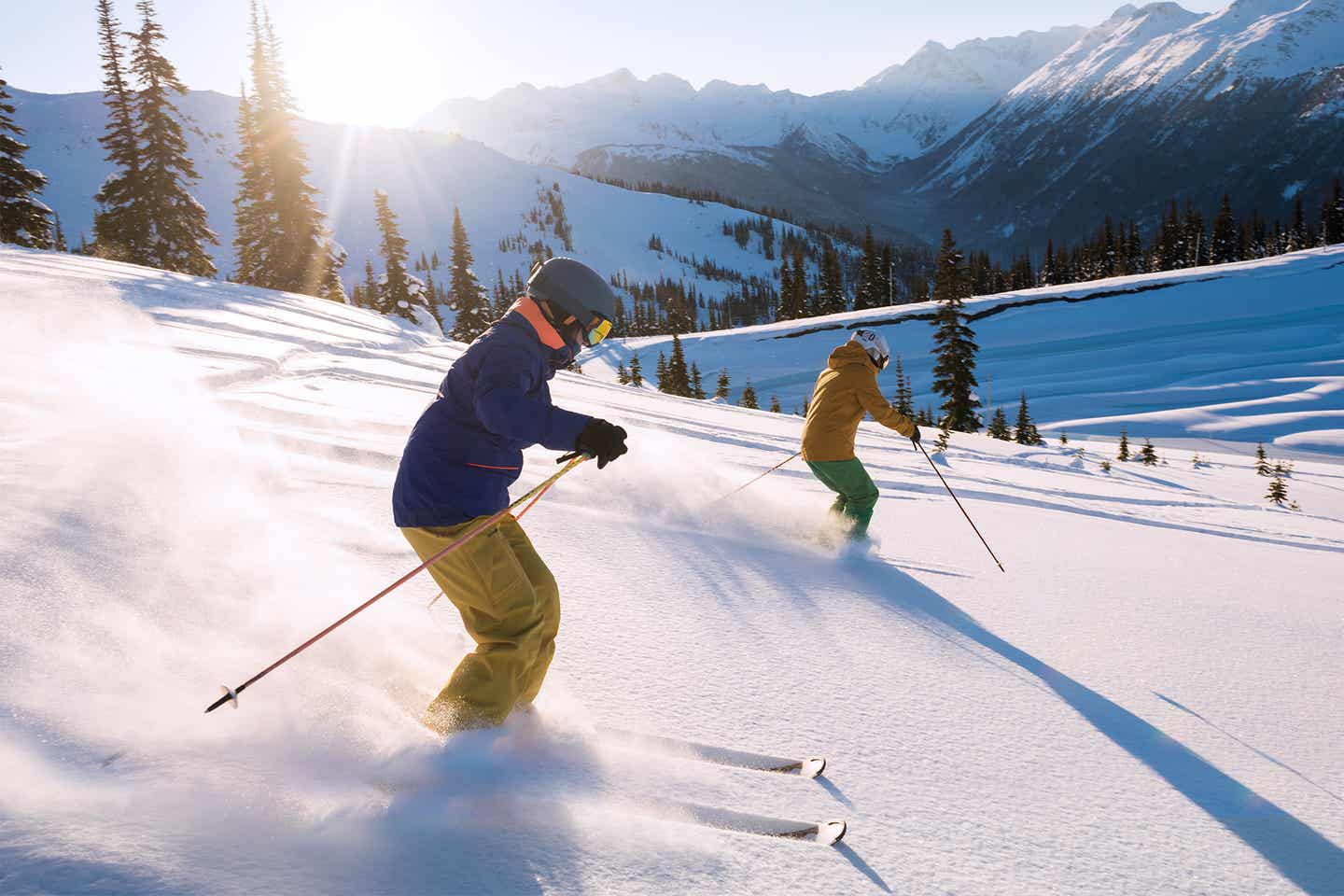 Skifahrer bei der Abfahrt