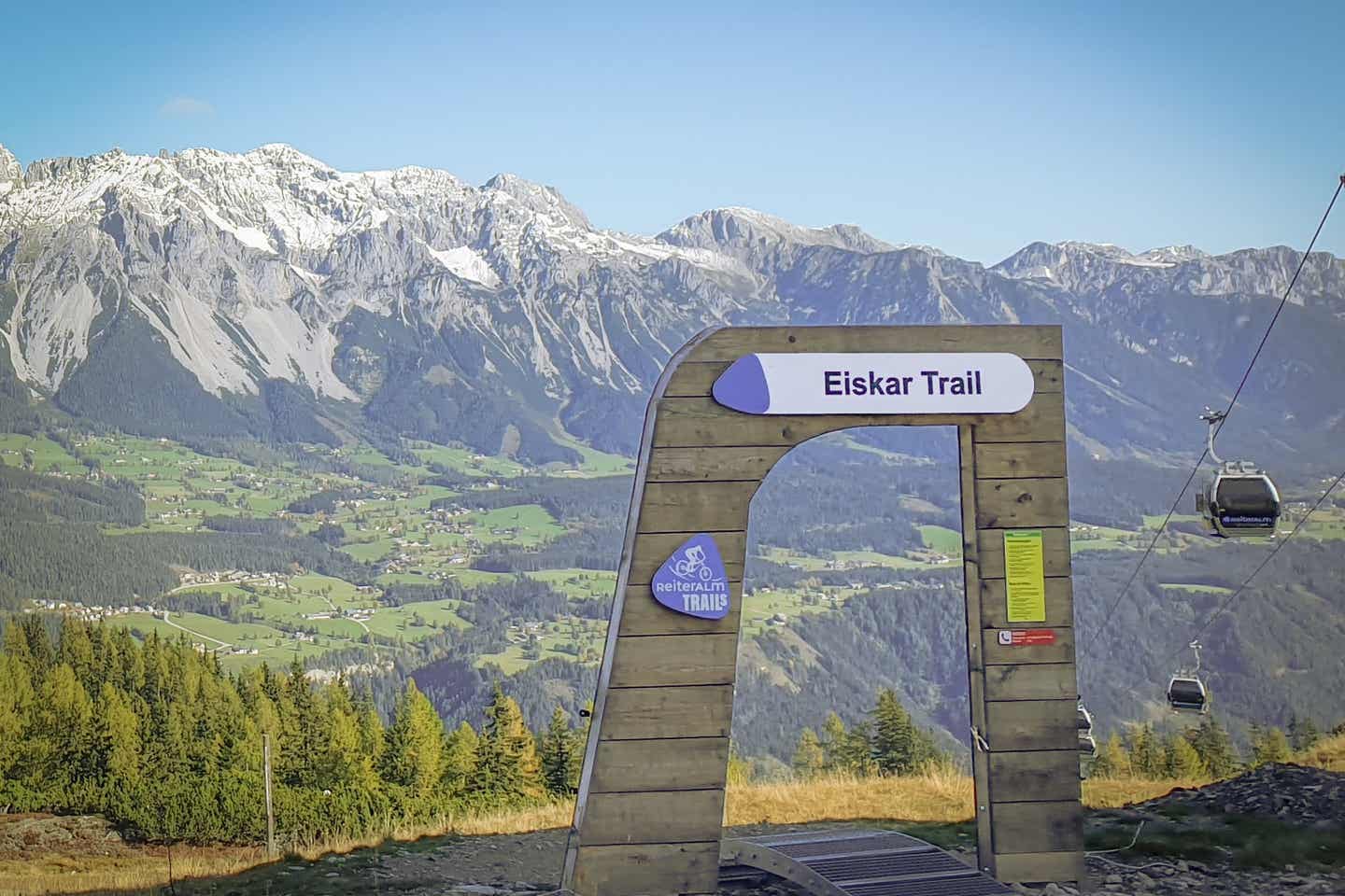 Blick auf das Dachstein-Gebirge von der Reiteralm Schladming aus