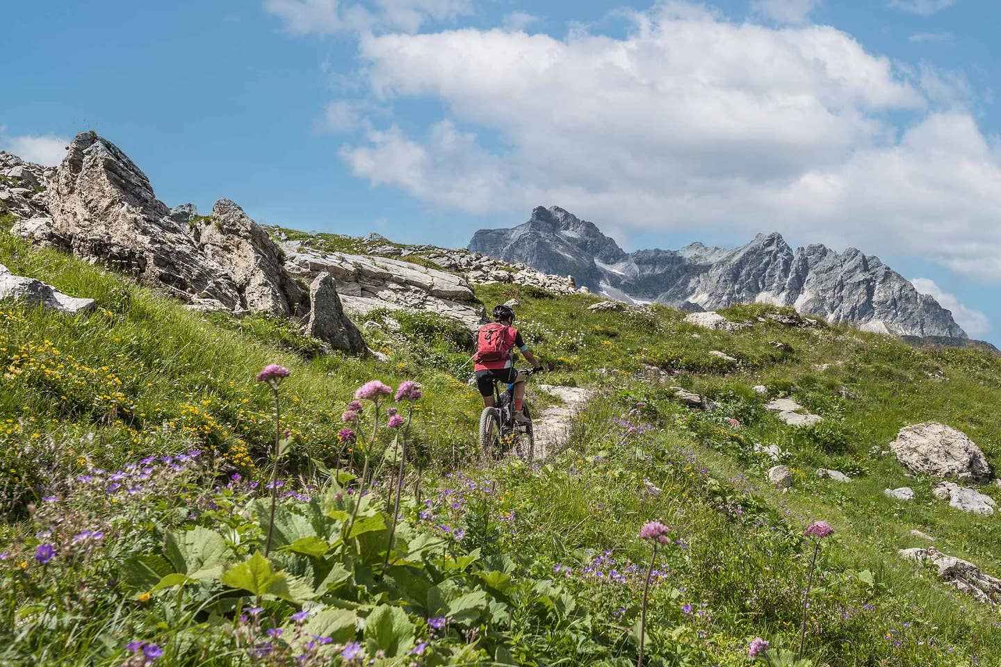 Radfahren in Arlberg Tirol in Österreich