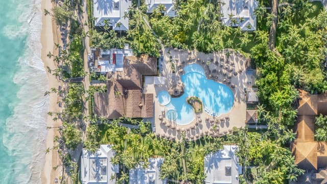 Drohnenbild des Grand Palladium Palace Resorts & Spa
