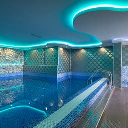 Hotels mit Pool in München