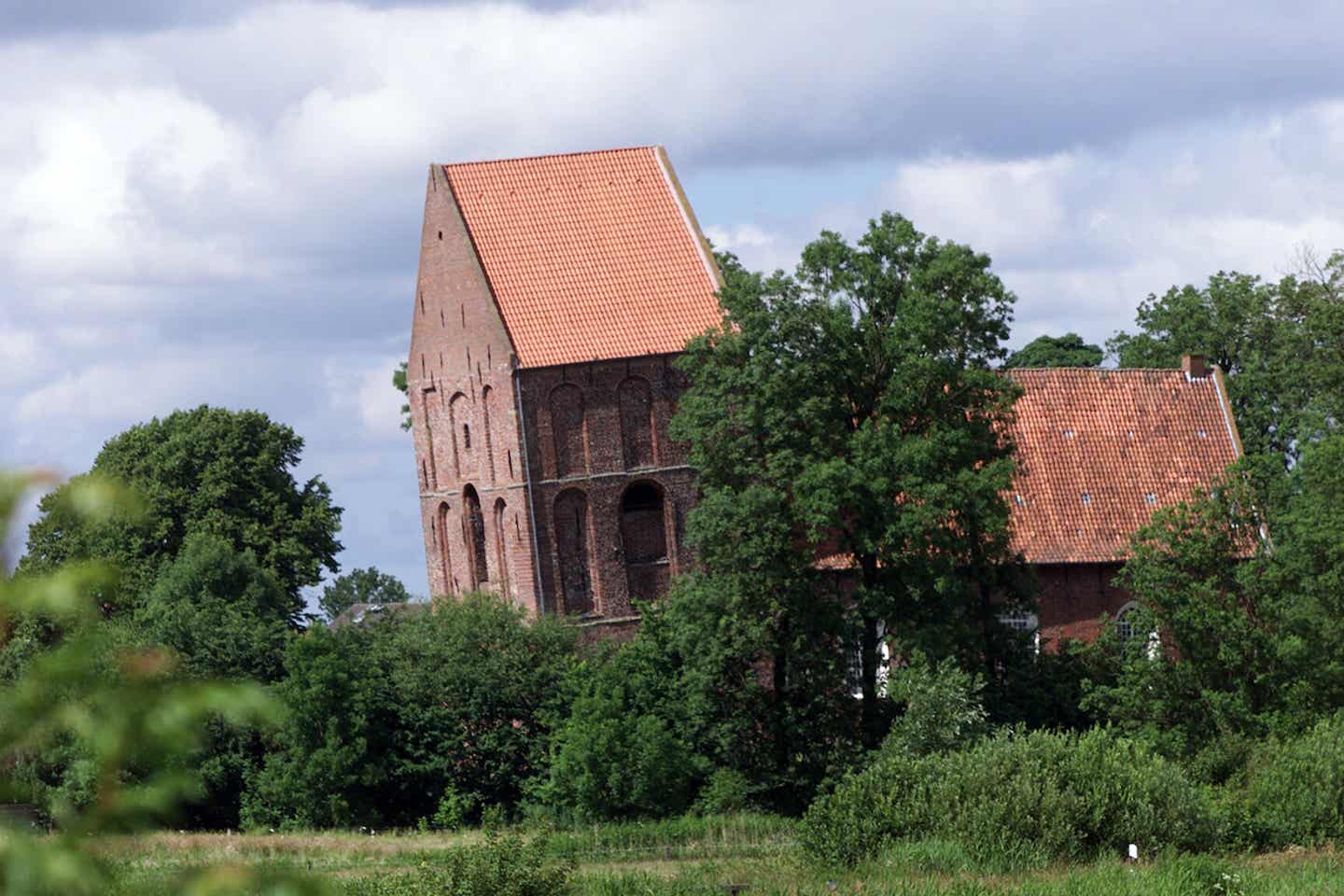 Die schiefe Kirche von Suurhusen