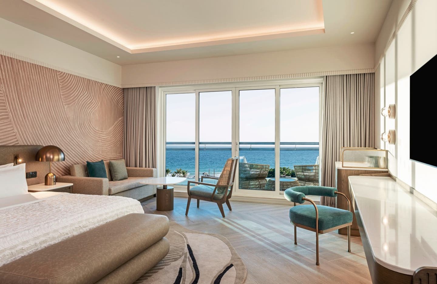 Wohnbeispiel Superior Sea View with Balcony