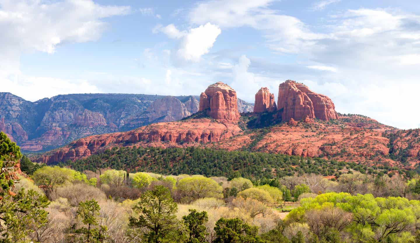 Die beste Reisezeit für die Westküste der USA. Cathedral-Rock in Sedona