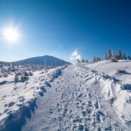 tschechien-riesengebirge-winterlandschaft-klein-g-1283175399.jpg