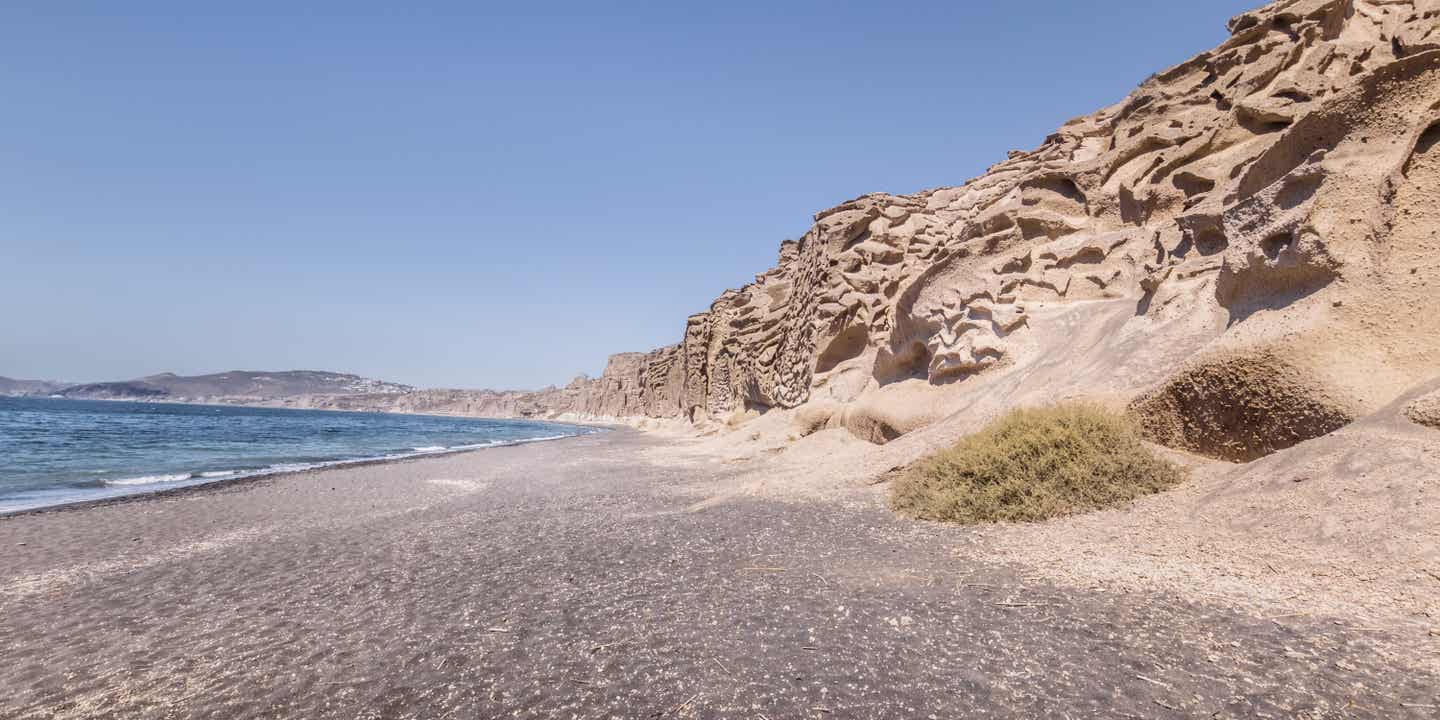 Der malerische Strand von Vlychada