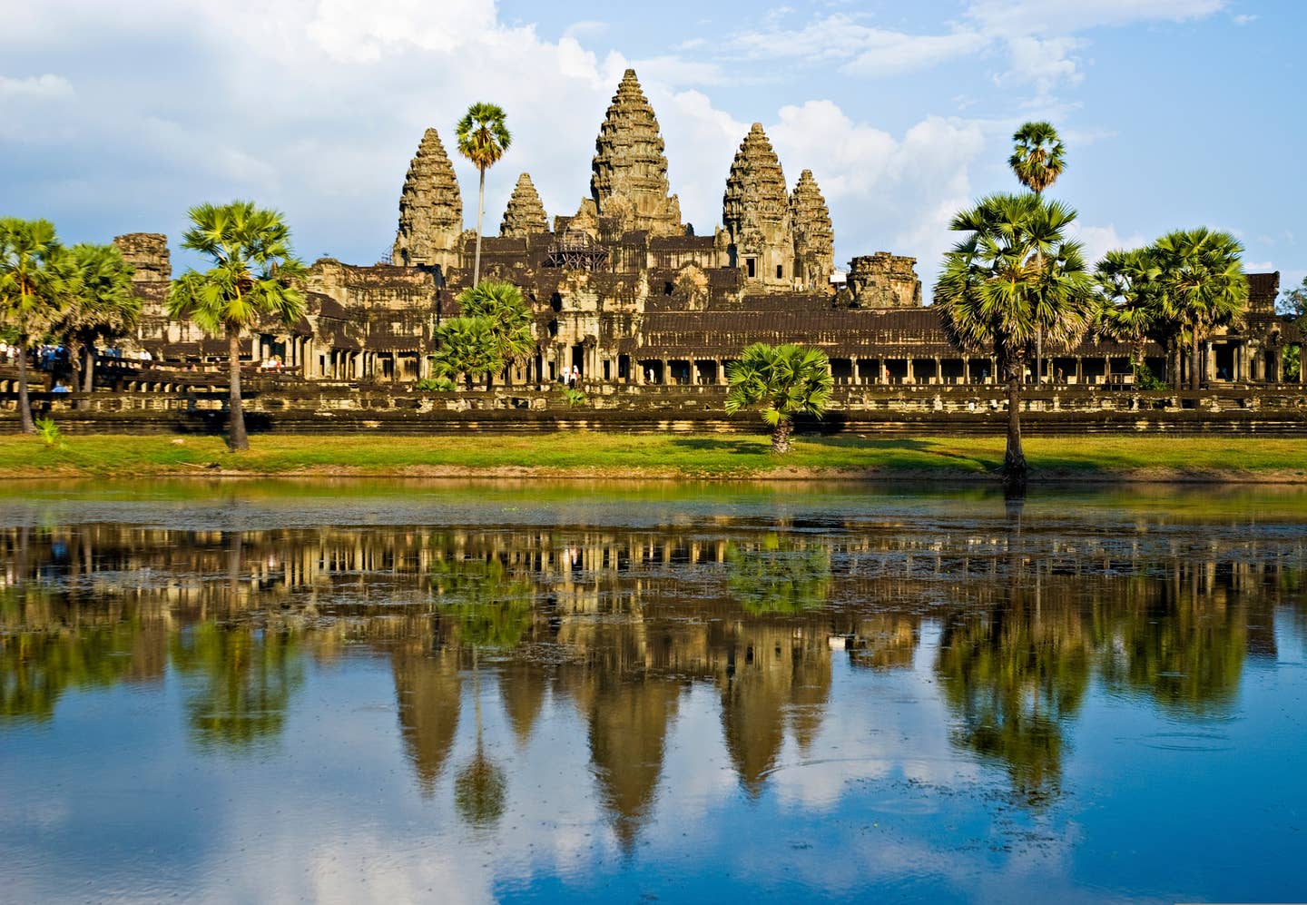 Rundreisen Kambodscha: der größte historische Tempel der Welt – Angkor Wat Rundreisen Kambodscha: der größte historische Tempel der Welt – Angkor Wat
