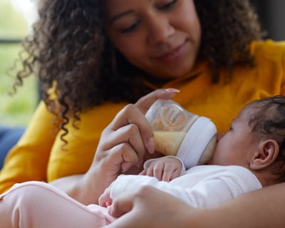 Supports baby's individual drinking rhythm