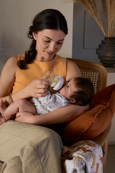 Philips Avent baby bottle supports individual drinking rhythm