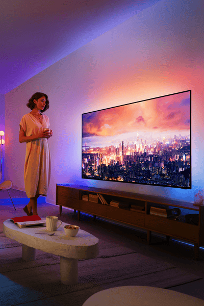 Philips Ambilight televizors viesistabā