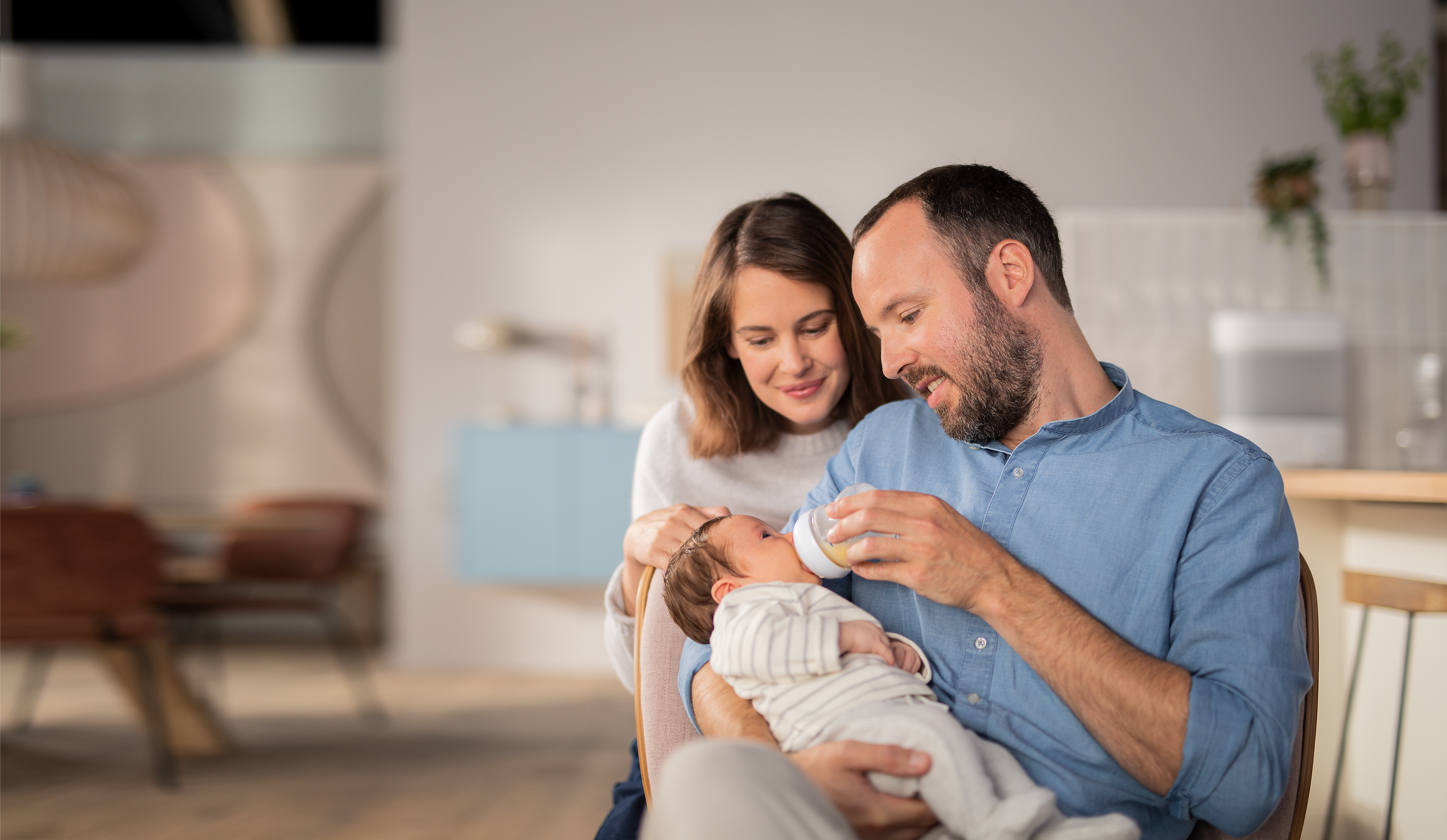 Kŕmenie ako tímová práca: Ako sa starať o bábätko spoločne?