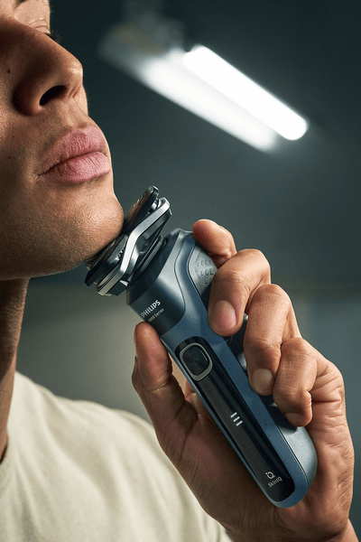 Man shaving