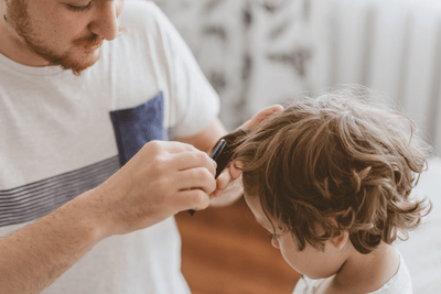 Fryzury komunijne dla chłopców